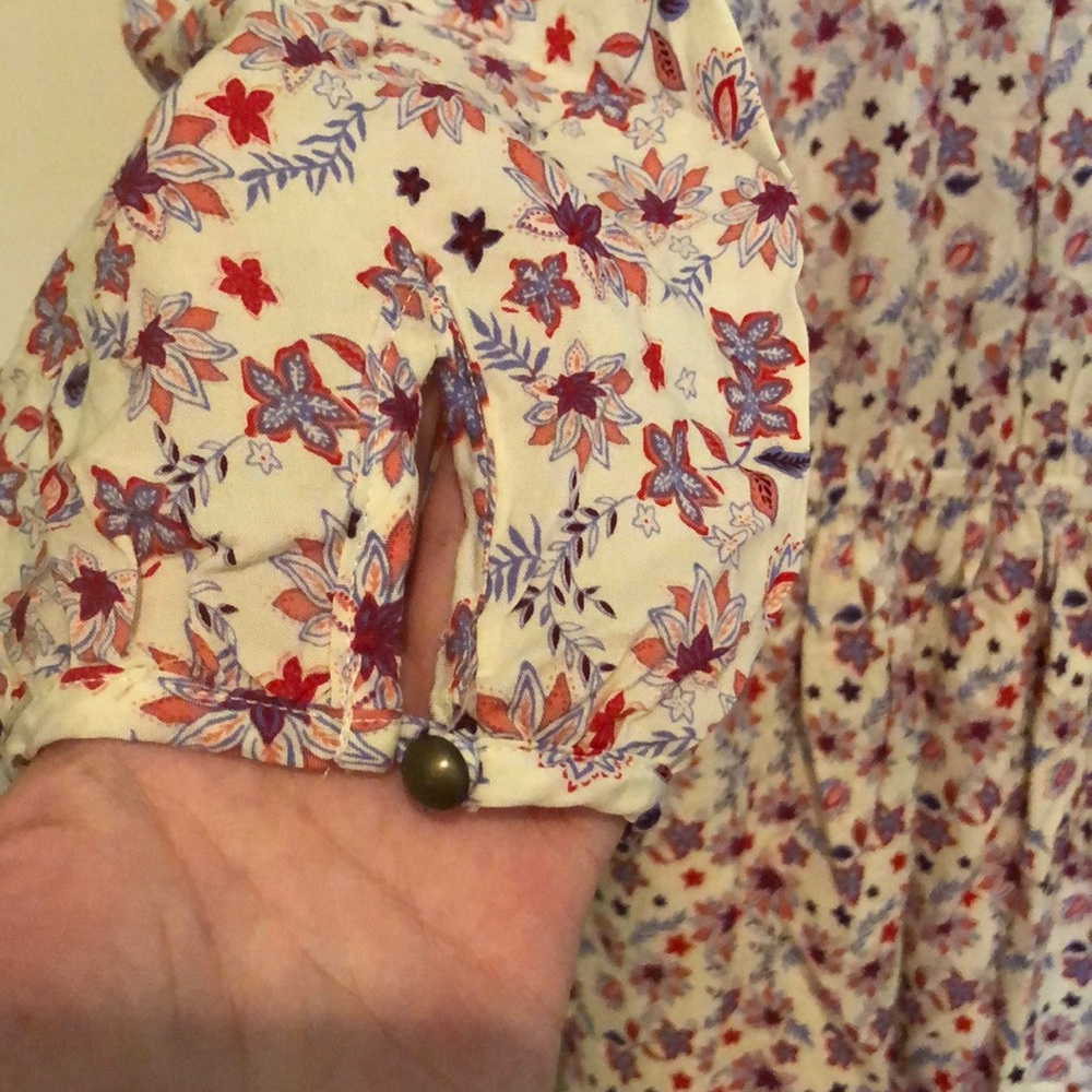 never worn dress - Picture 4 of 5